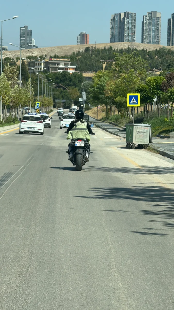 Esat yelekli adayın Ankara yol eğitimi